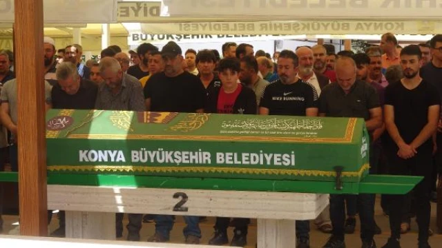 Galata’da kendini yakan Abdullah, Konya’da toprağa verildi