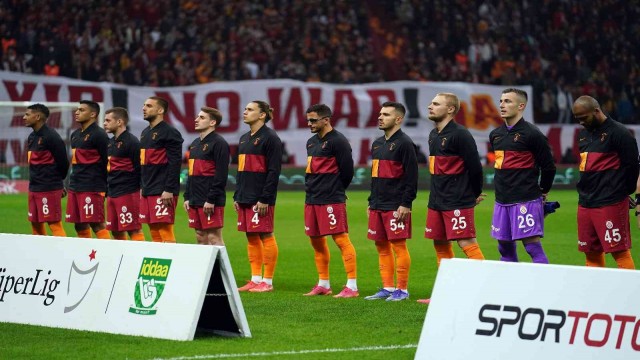 Galatasaray’da 4 değişiklik