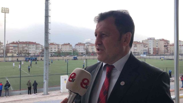 Gençlik ve Spor İl Müdürü Kabakcı: ”Bu atmosferler amatör futboluna değer katıyor”