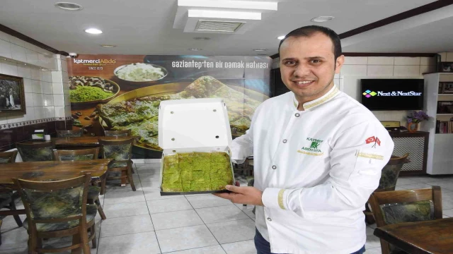İftar sonralarının vazgeçilmez tatlısı Gaziantep Katmeri