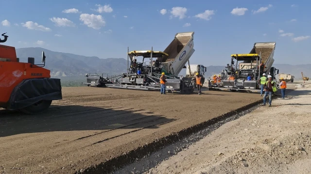 İzmir ile Denizli’yi yakınlaştıracak Türkiye’nin en modern otoyolu 2023’te hizmete girecek