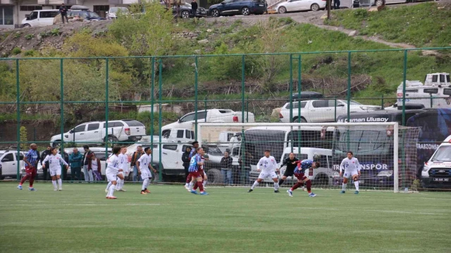Kadın Futbol Süper Ligi: Hakkarigücü: 2 - Trabzonspor: 4