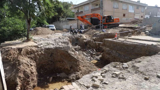 Kahta Belediyesi ilçenin en eski çeşmesini yeniliyor