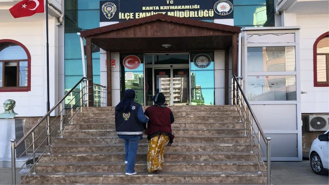 Kahta’da 2 ayrı evde hırsızlık yapan şahıs yakalandı
