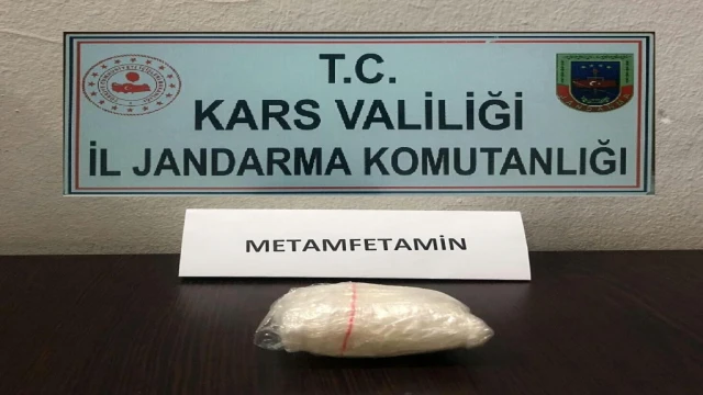 Kars’ta jandarmadan uyuşturucuya geçit yok