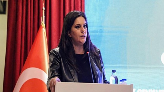 “Kartların tekrar karıldığı, kuralların yeniden oluştuğu, yeni bir düzenin temellerinin atıldığı bir dönemdeyiz”