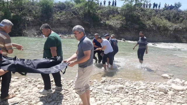 Kaybolan yaşlı adamın cesedi Savrun Çayı’nda bulundu