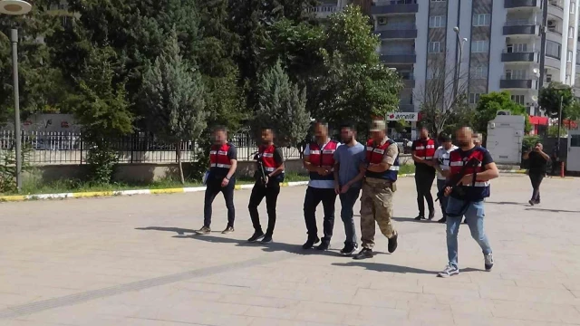 Kilis’te 2 PKK’lı terörist tutuklandı