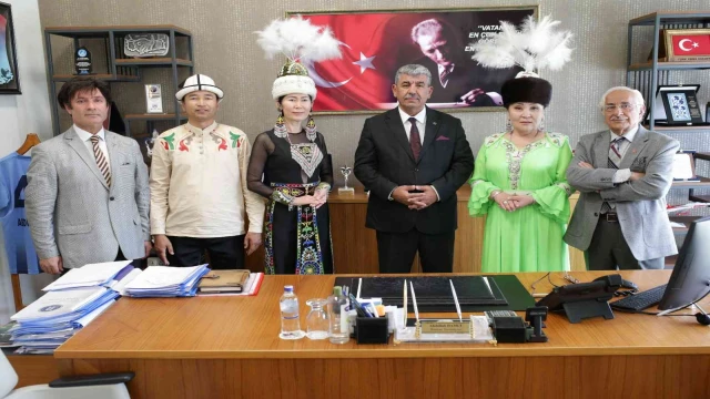 Kırgızistanlı sanatçılar Kütahya’da