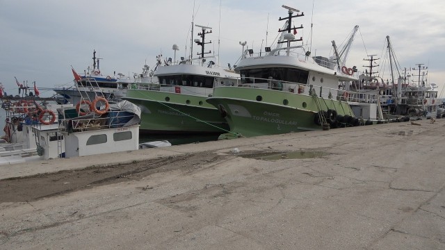 Kırklareli’nde balıkçılar hava muhalefeti sebebiyle denize açılamıyor