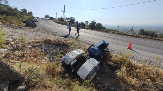 Kontrolden çıkan traktör şarampole devrildi: 1 ölü, 1 yaralı