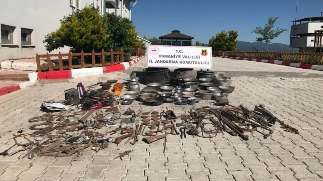 Köy evlerinden hırsızlık yapan şüpheliler yakalandı