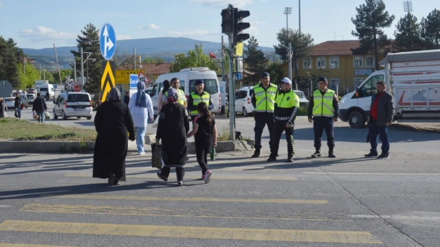 Kütahya Tavşanlı’da “Yayalar İçin 5 Adımda Güvenli Trafik”