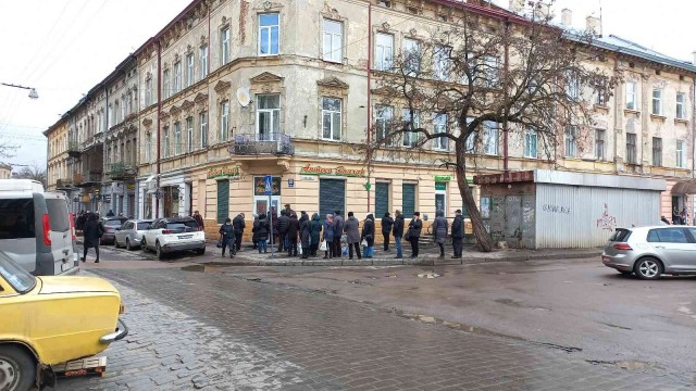 Lviv’de siren sesleri yükseliyor