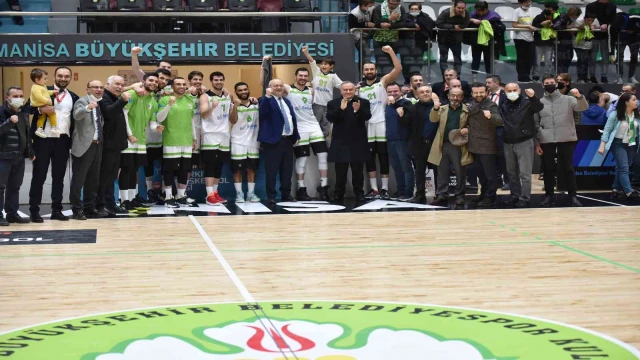Manisa BBSK, şampiyonluk için parkeye çıkıyor