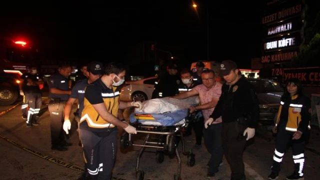 Manisa’da iki otomobil çarpıştı; 4 ölü, 2 ağır yaralı