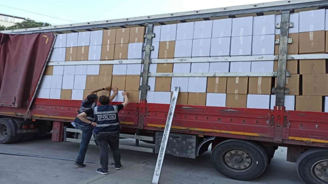 Manisa’da kaçak sigara operasyonu
