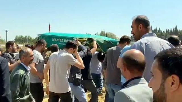Manisa’daki servis otobüsü kazasında ölü sayısı 2’ye yükseldi (2)