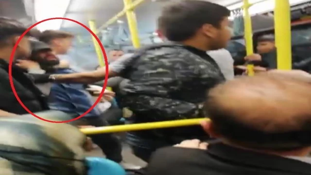 Metrodaki ’sigara içme’ kavgası kamerada