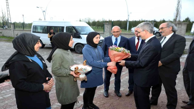 Milli Eğitim Bakan Yardımcısı Yılmaz Ağrı’ya geldi