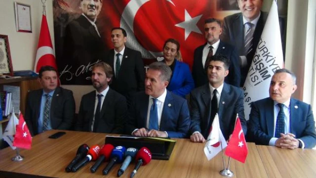 Mustafa Sarıgül: Siyasi partiler, hükümete NATO görüşmelerinde tam yetki versin