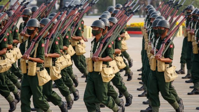Myanmar'da Silahlı Kuvvetler Günü Kutlandı