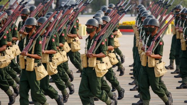 Myanmar'da Silahlı Kuvvetler Günü Kutlandı