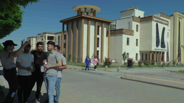 Nevşehir’de YKS öncesi trafikte yoğunluk yaşandı