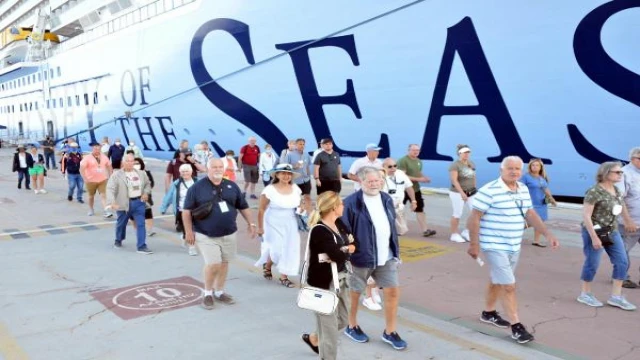 Odyssey of the Seas, 3 bin 470 yolcusuyla ikinci kez Kuşadası’nda