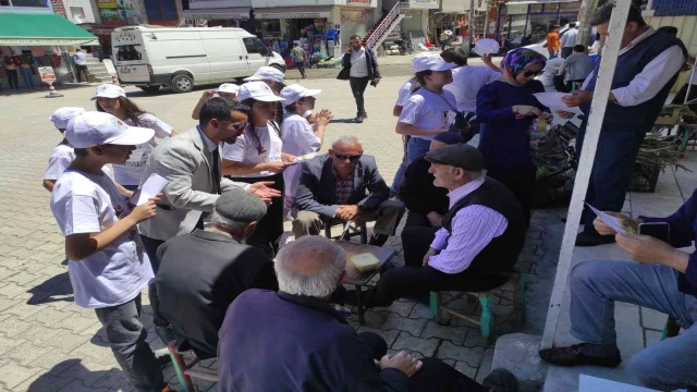 Öğrenciler, atık yağların çevreye verdiği zararlara dikkat çekti