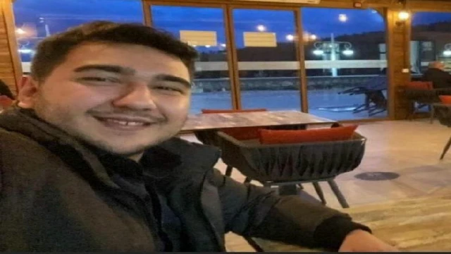 Otomobil takla attı, Mert öldü