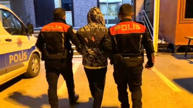 Otomobilinden uyuşturucu çıkan şüpheli tutuklandı