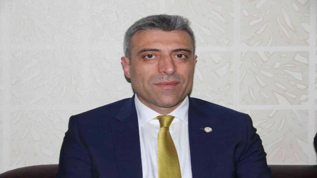 Öztürk Yılmaz: “6’lı masa, masalcı bir masadır”