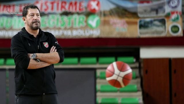 Pınar Karşıyaka Başantrenörü Sarıca, yabancı sayısının daha da düşürülmesini istedi