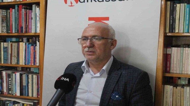 Prof. Dr. Oktay: “Zelenskiy’nin arzu ettiği gibi boğazların kapatılması mümkün değil”