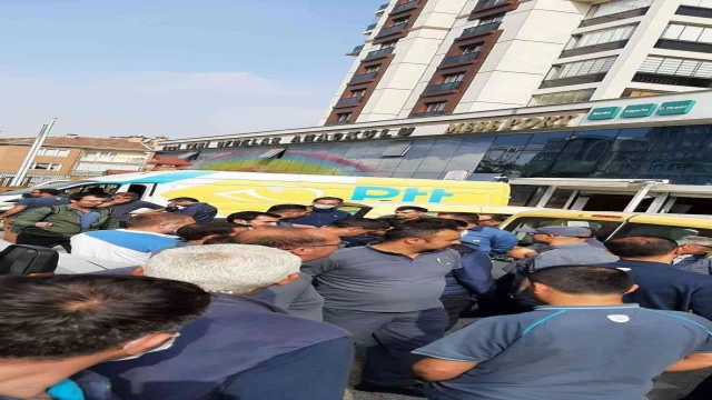 PTT çalışanları eylemde