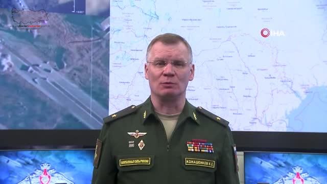 Rusya Savunma Bakanlığı: "Azov taburu komutanlarını nakil için giden Mİ-8 helikopteri düşürüldü"
