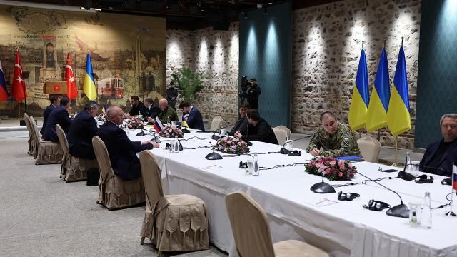 Rusya-Ukrayna müzakere heyetleri toplantısı başladı