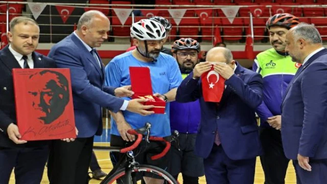 Samsun’da sağanağa rağmen 19 Mayıs coşkusu