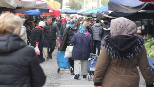 Samsun’da semt pazarları hareketli