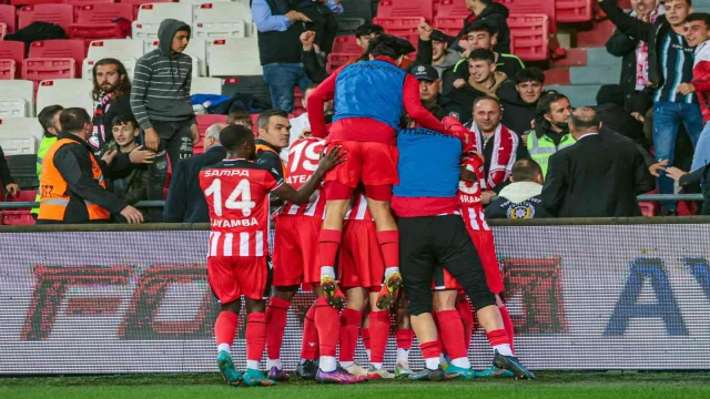 Samsunspor evinde galibiyete hasret kaldı