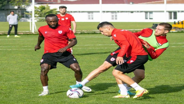 Samsunspor ile İstanbulspor 40. randevuya çıkacak
