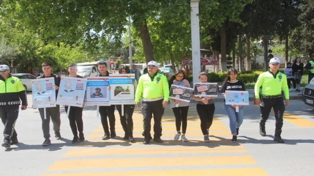 Sarıgöl’de ’Karayolları Trafik Haftası’ etkinliği