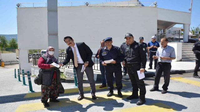 Selendi’de sürücülere yaya geçişleri hakkında bilgi verildi