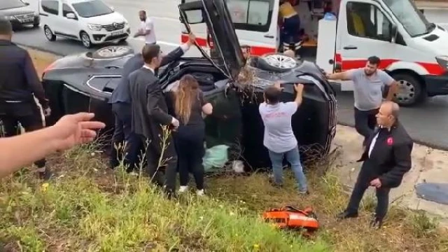 Şentop’un koruma ekibi kaza yaptı; 2 özel kalem müdür yardımcısı ve 2 polis yaralı