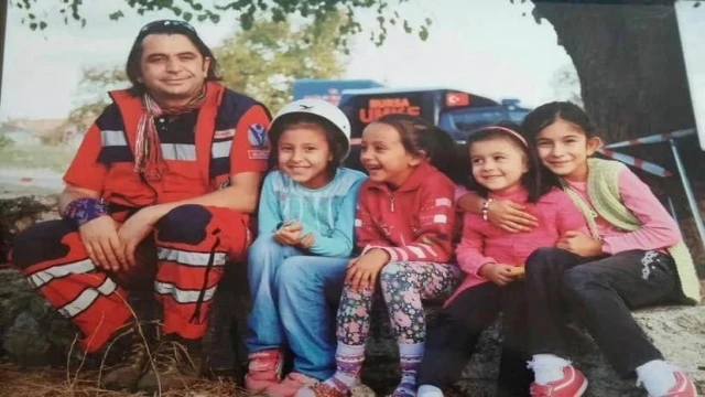 Sevilen doktor 49 yaşında kalp krizinden hayata veda etti