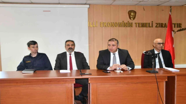 Söke’de daire amirleri, muhtarlarla bir araya geldi