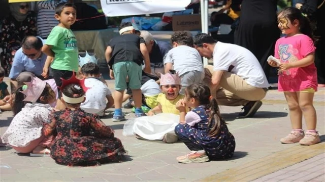 Sökeli minikler ’Kadim Oyunlar Çocuk Şenliği’nde bir araya geldi