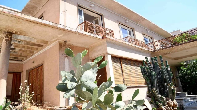 Söke’nin sembolü Kaktüslü Ev’de restorasyon başladı