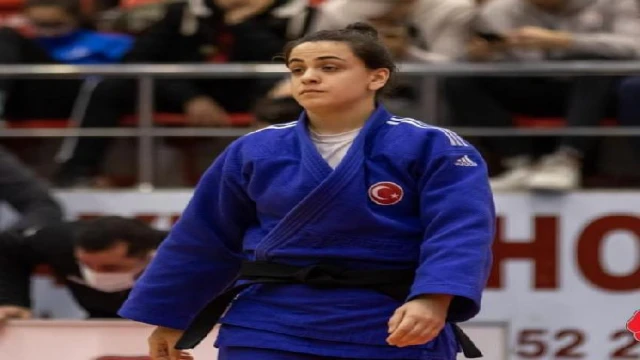 Sümeyye Kaya, Yunusemre Belediyesi’nin gururu oldu 